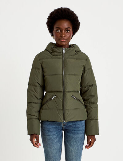 Doudoune cintr&eacute;e &agrave; capuche vert kaki femme
