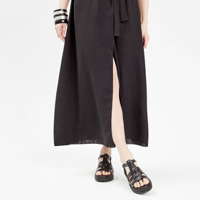 Robe longue évasée cache-coeur noir femme