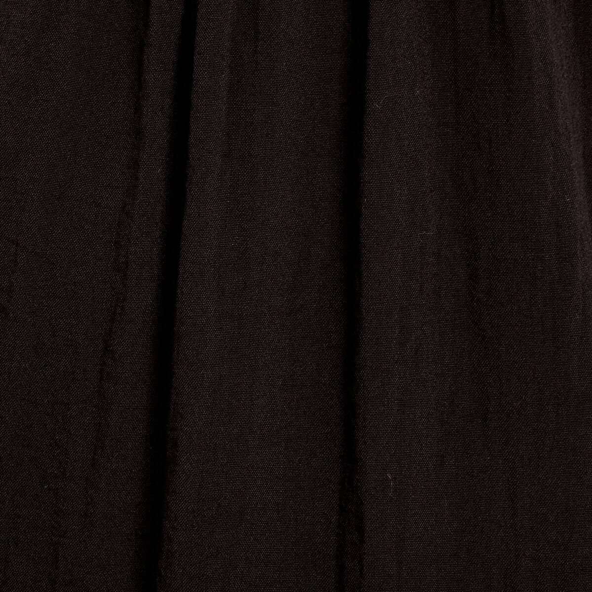 Robe longue évasée smockée noir femme