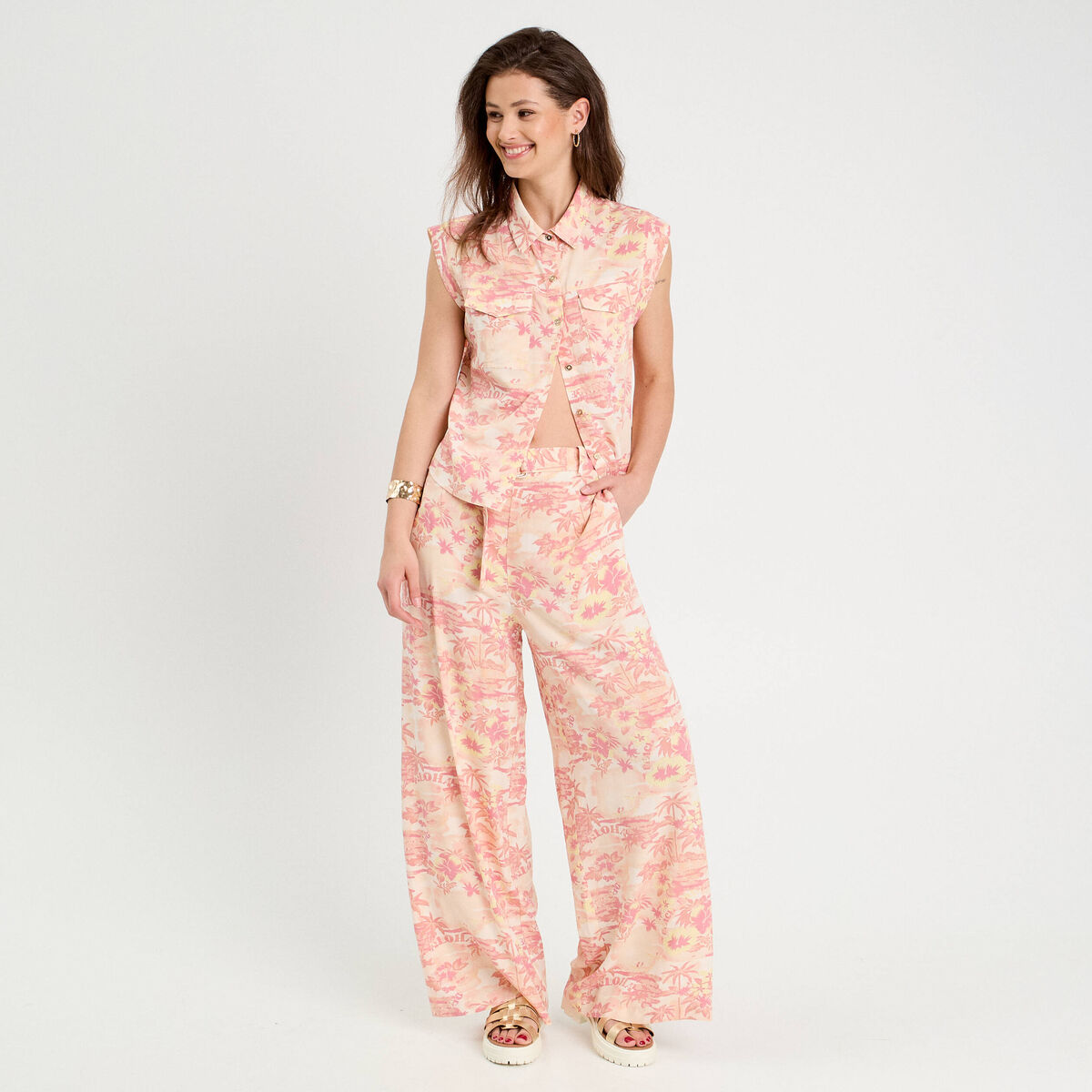 Pantalon large avec ceinture beige femme