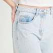 Jeans droit avec ourlets denim bleach femme