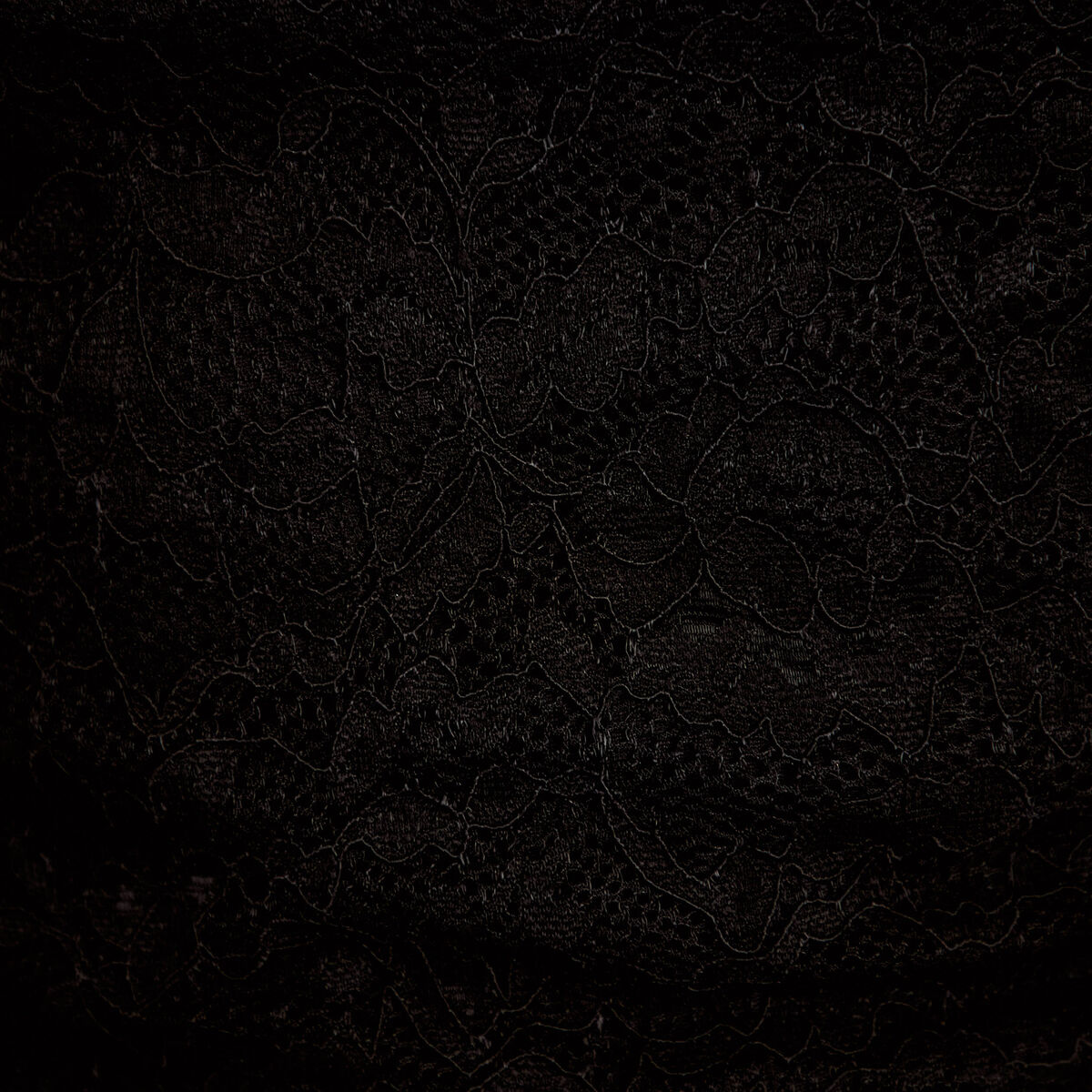 Body ajust&eacute; dentelle col bateau noir femme