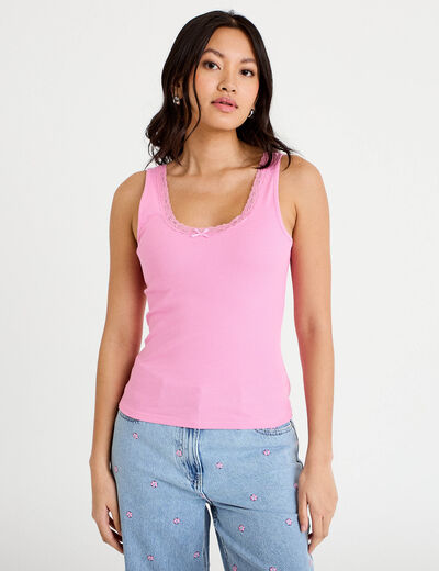 D&eacute;bardeur cintr&eacute; c&ocirc;tel&eacute; dentelle rose femme