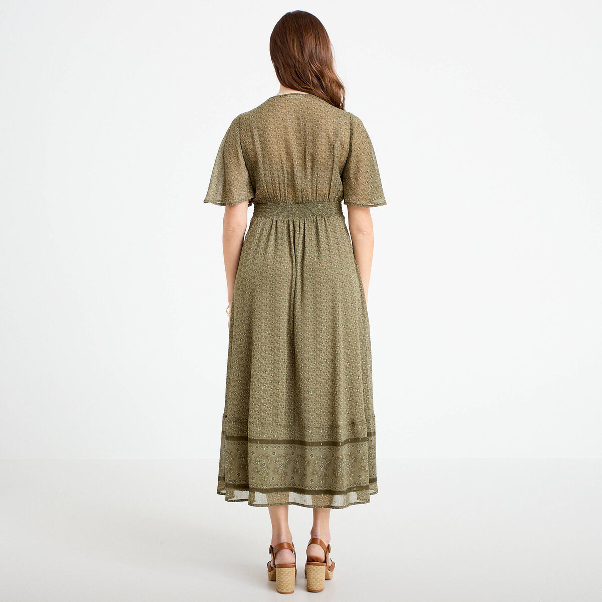 Robe longue &eacute;vas&eacute;e col v voile vert kaki femme