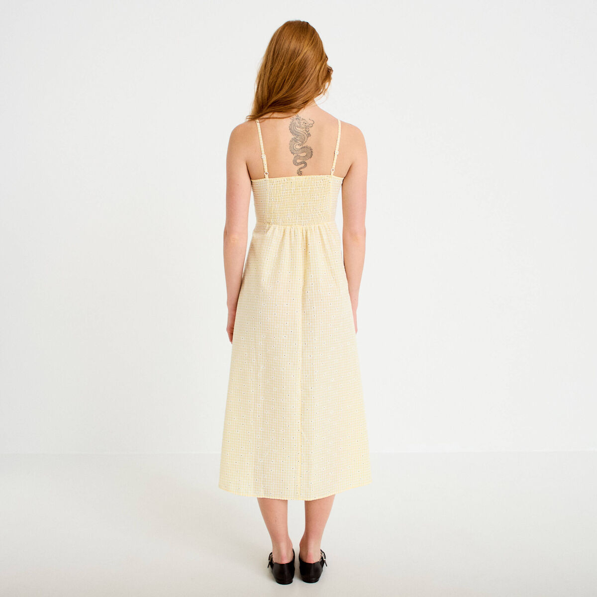 Robe &eacute;vas&eacute;e 3/4 &agrave; fines bretelles jaune clair femme