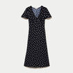 Robe longue &eacute;vas&eacute;e col v manches courtes noir femme