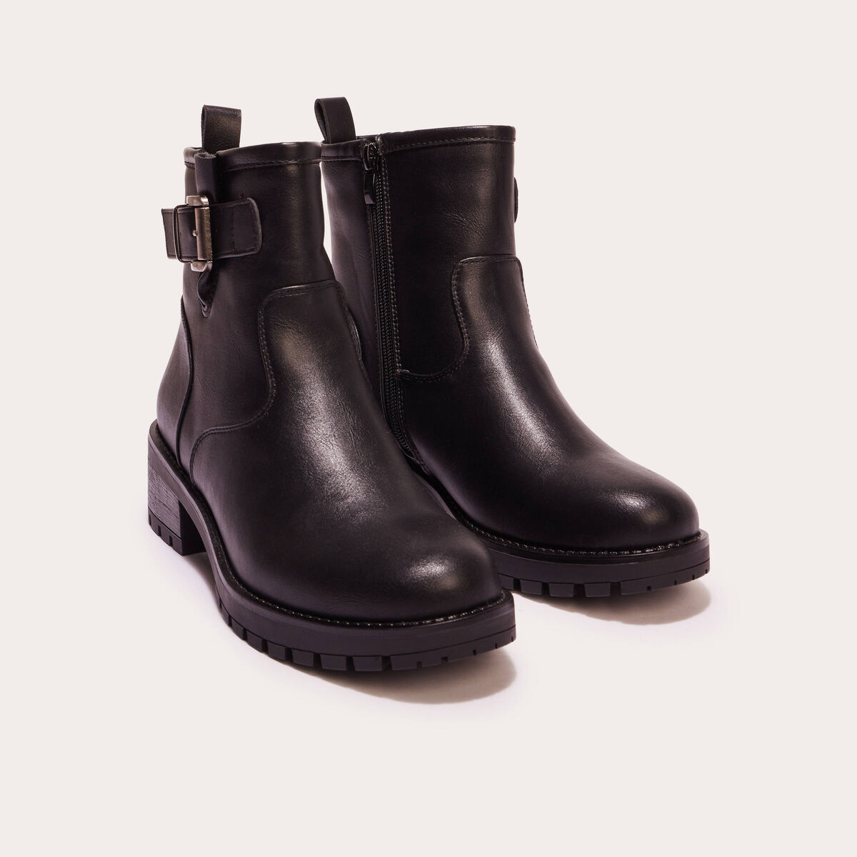 Bottines &agrave; talons et boucles noir femme