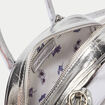 Sac port&eacute; main couleur argent femme