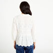 Blouse &agrave; motif en relief ecru femme