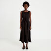 Robe longue &eacute;vas&eacute;e sans manches noir femme