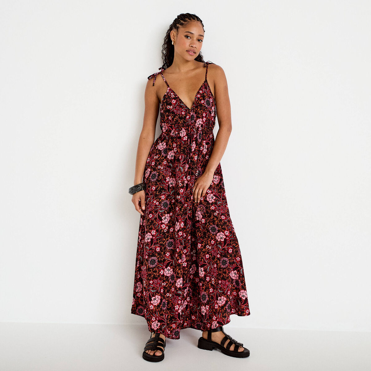 Robe longue &eacute;vas&eacute;e effet satin&eacute;e noir femme