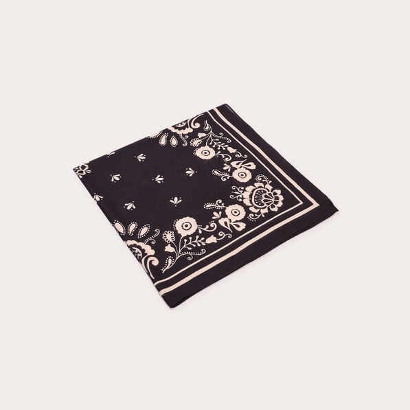 foulard carre noir femme Foulard carré noir femme