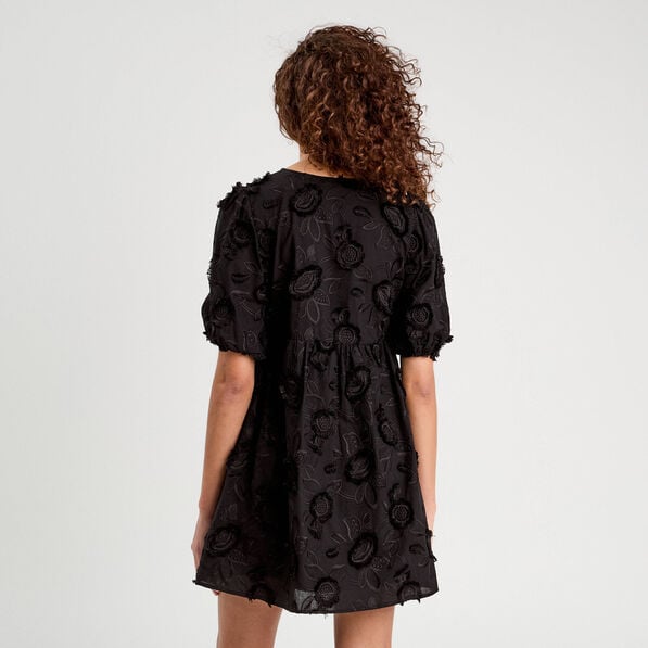 robe evasee brodee noir femme Robe évasée brodée noir femme