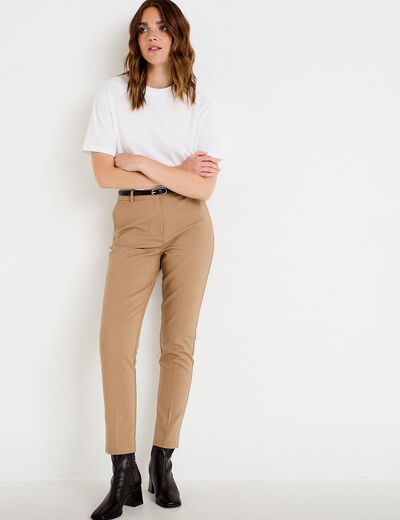 Pantalon cigarette ceintur&eacute; beige femme