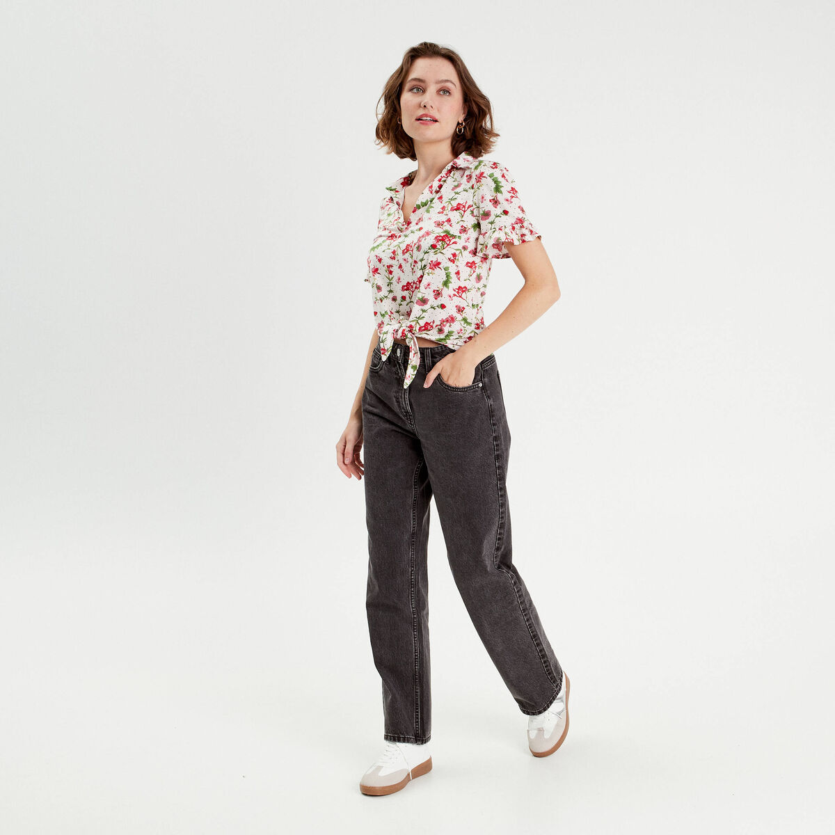 Chemise manches courtes nouée blanc femme