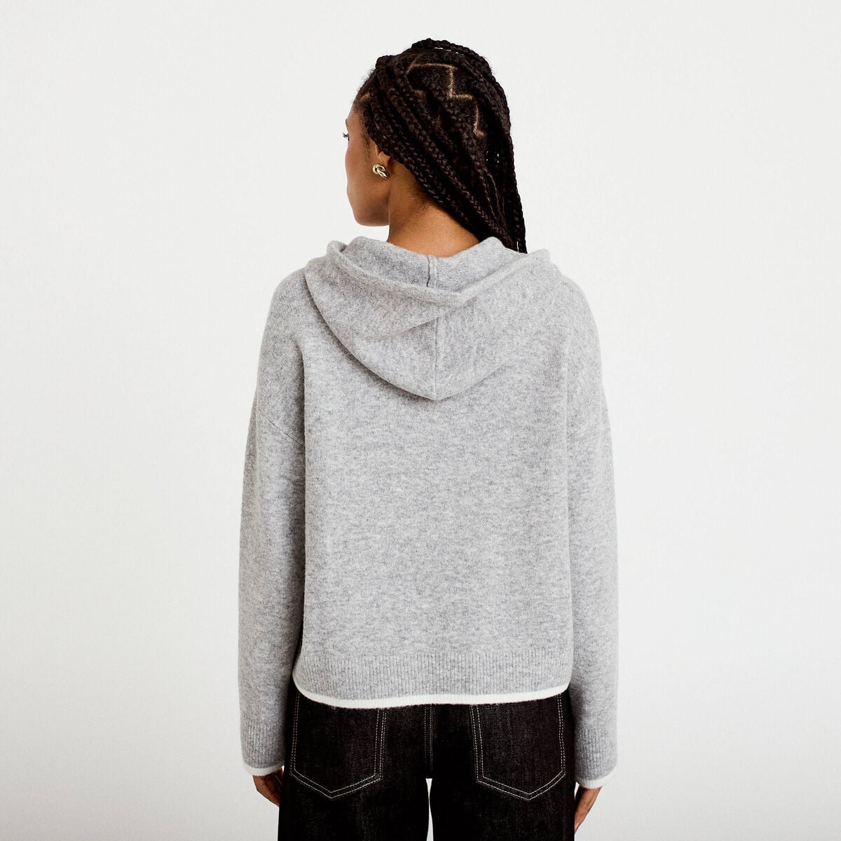 Pull &agrave; capuche gris clair femme
