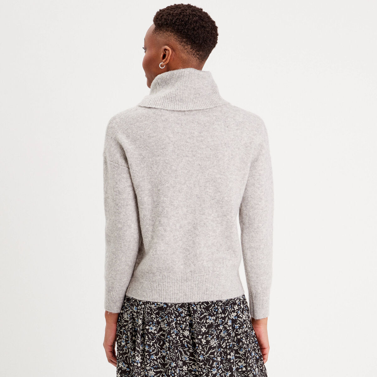 Pull avec col roulé gris clair femme