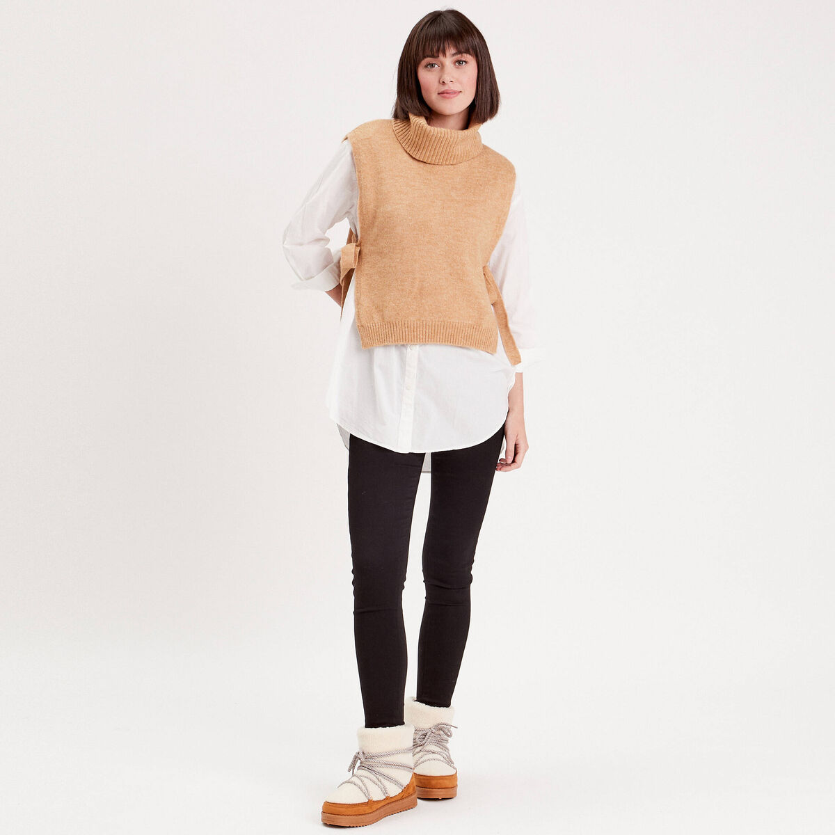 Pull sans manches col roulé beige femme