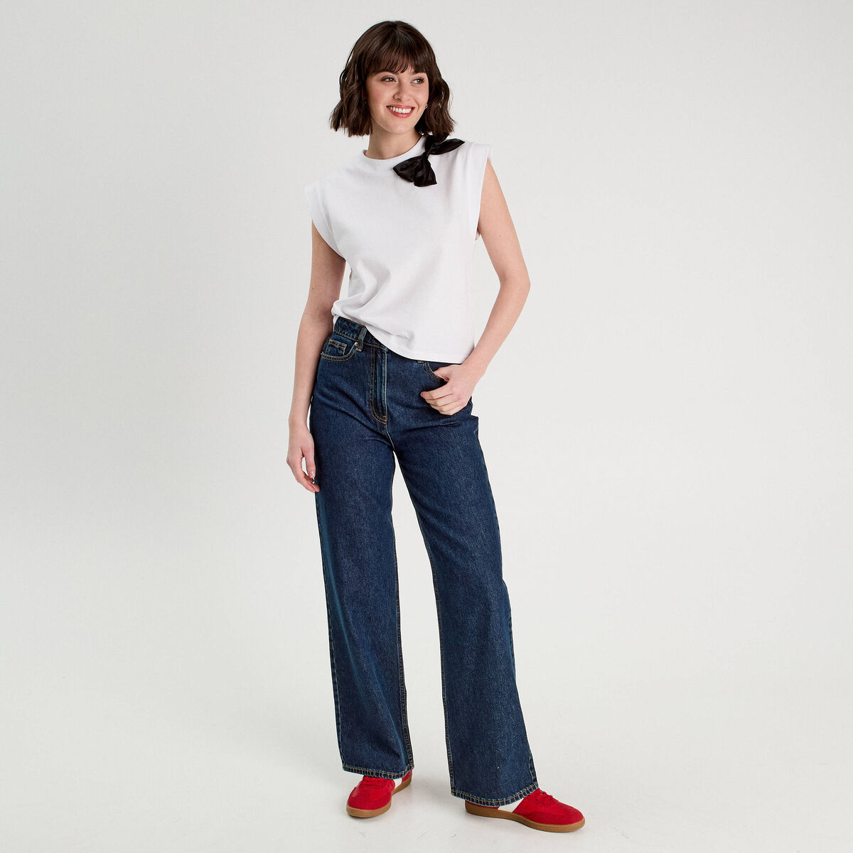 T-shirt d&eacute;tail noeud ecru femme