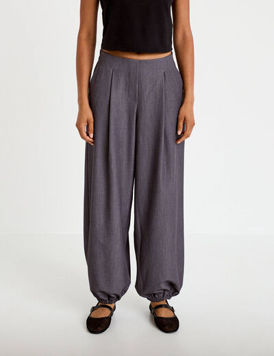 Pantalon city taille basse effet boule gris fonc&eacute; femme