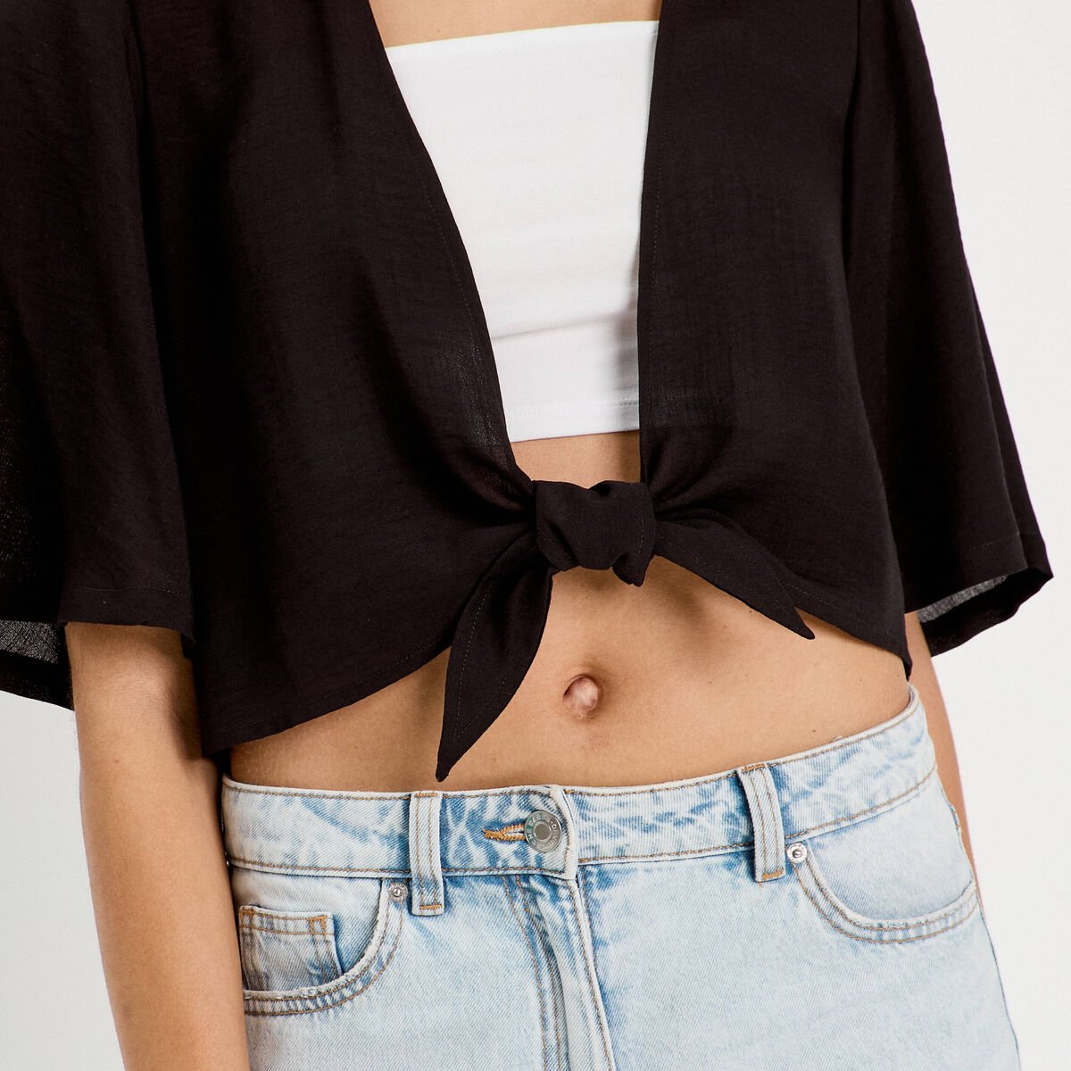 Blouse nouée cropped noir femme