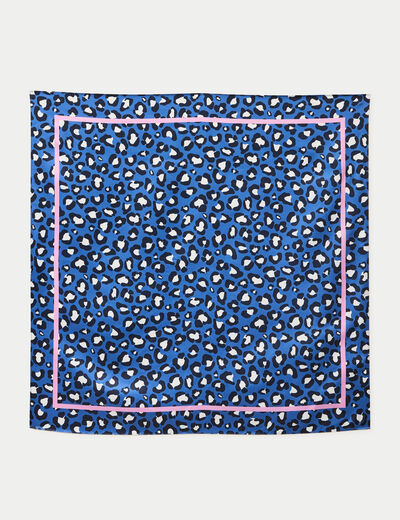 Foulard carr&eacute; satin bleu fonc&eacute; femme