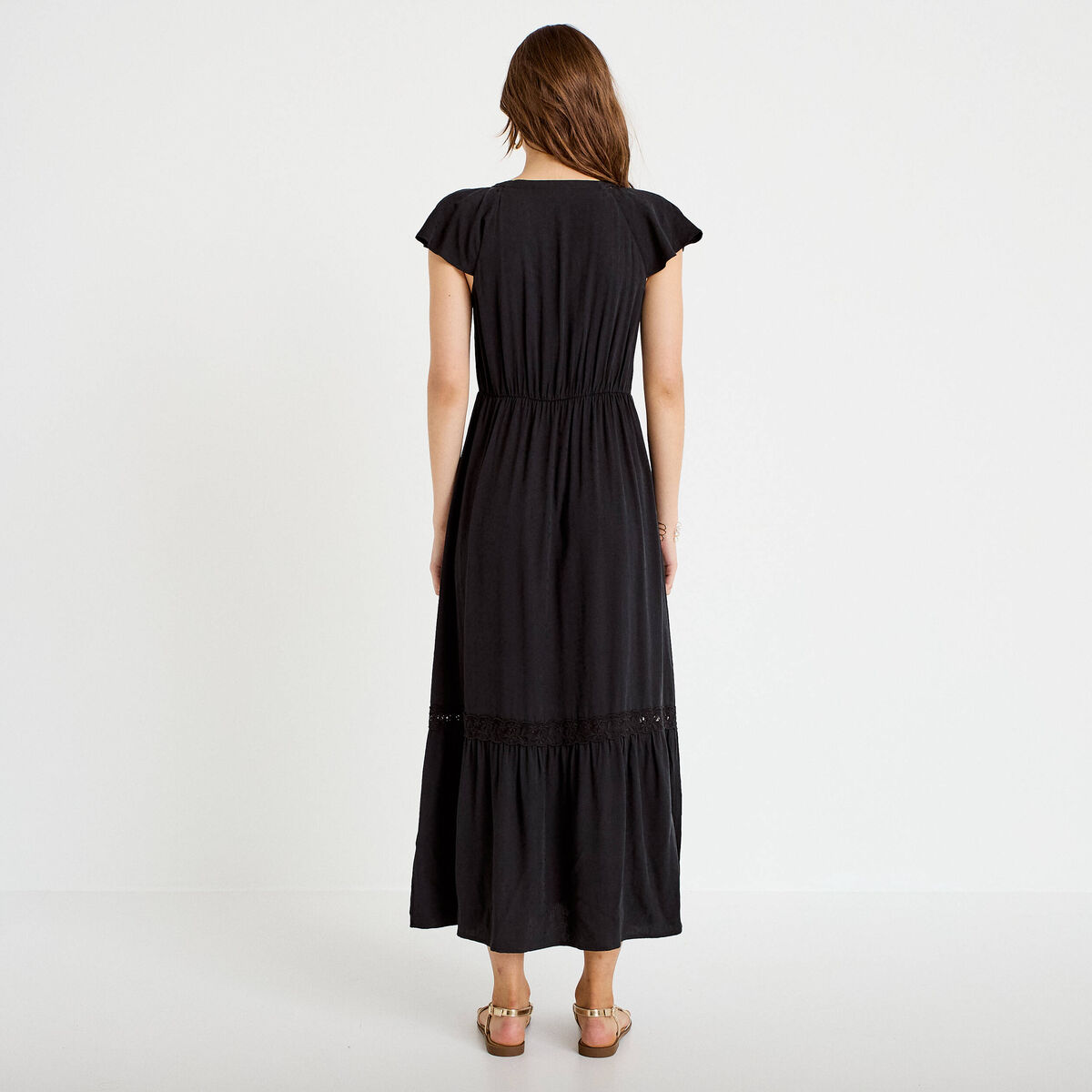Robe longue &eacute;vas&eacute;e col v manches courtes noir femme