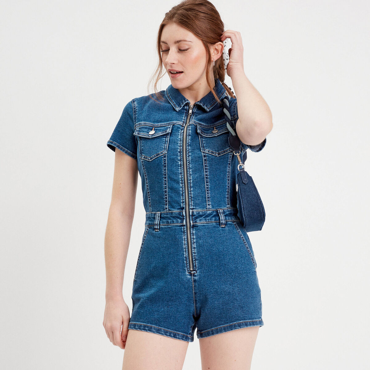 Combishort zippée en jean denim double stone femme