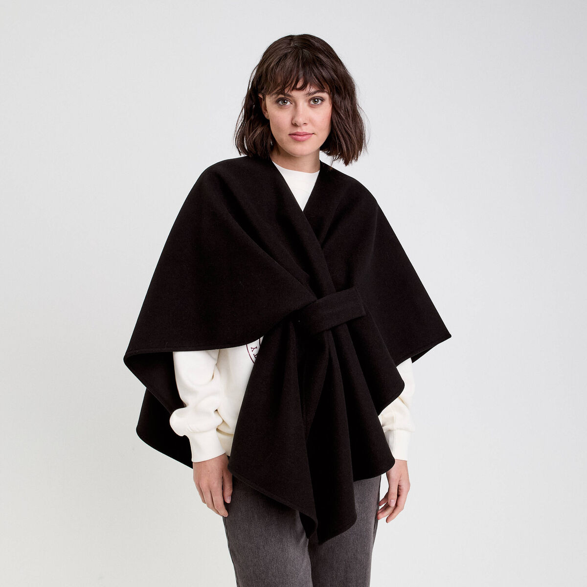 Poncho col V avec passant noir femme