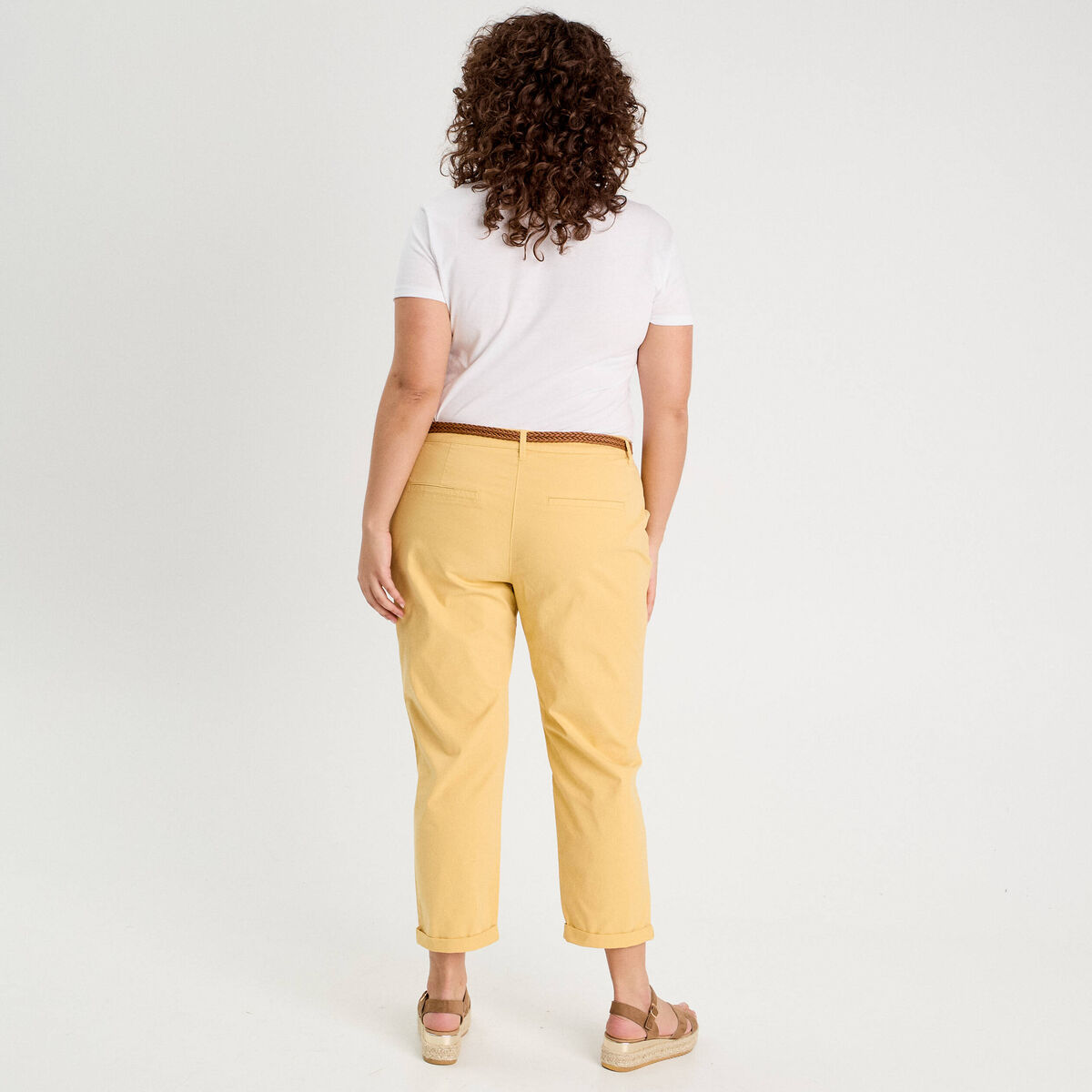 Pantalon chino 7/8ème jaune clair femme