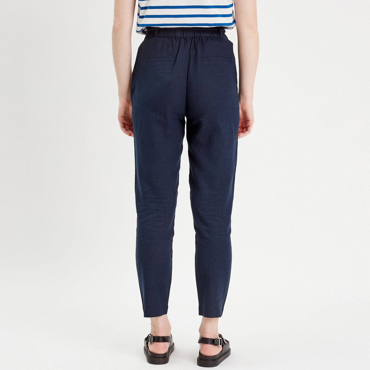 Pantalon droit fluide contenant du lin bleu marine femme