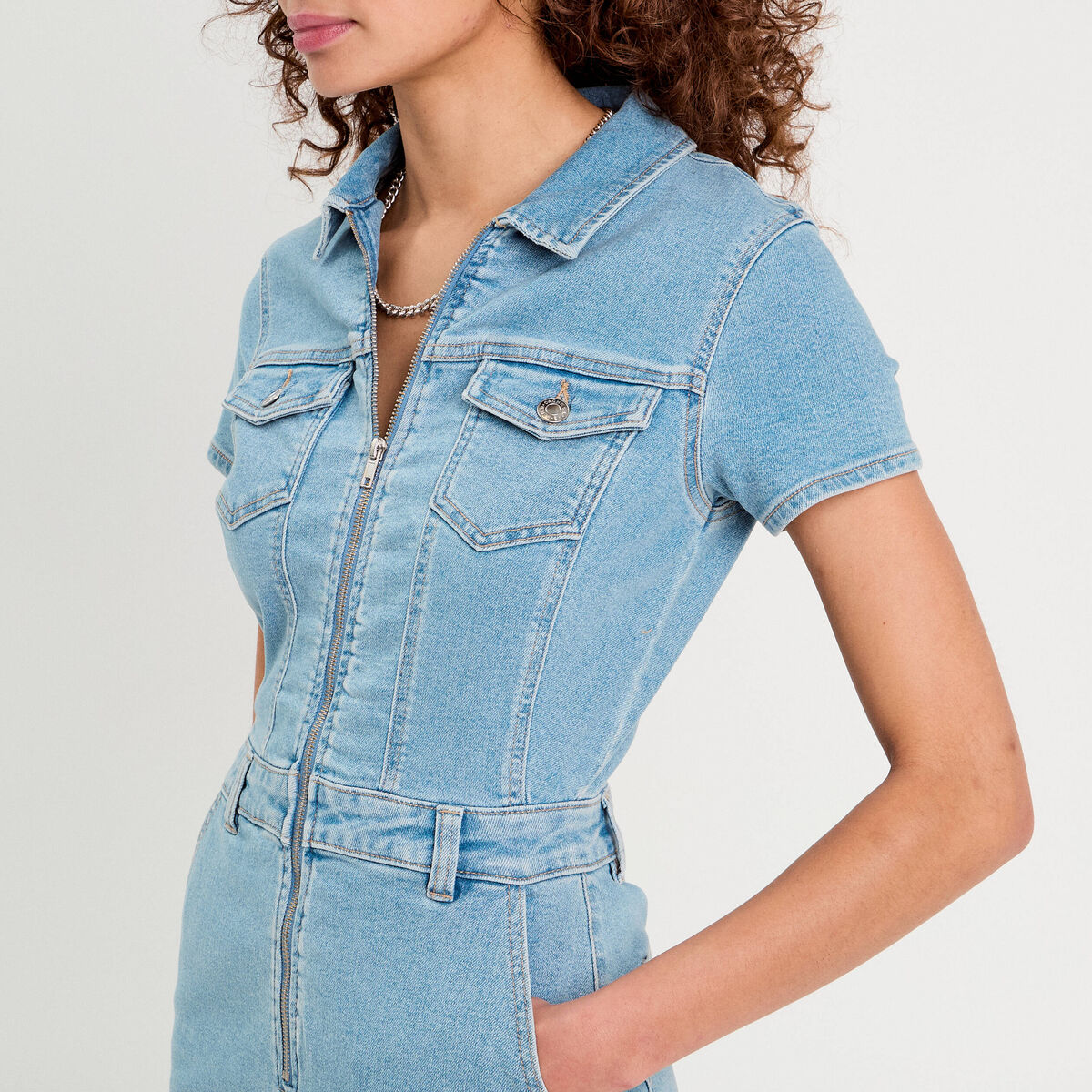 Combishort en jean denim bleach femme