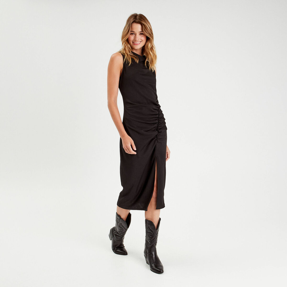 Robe longue ajustée drappée noir femme