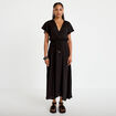 Robe longue &eacute;vas&eacute;e col v satin&eacute;e noir femme