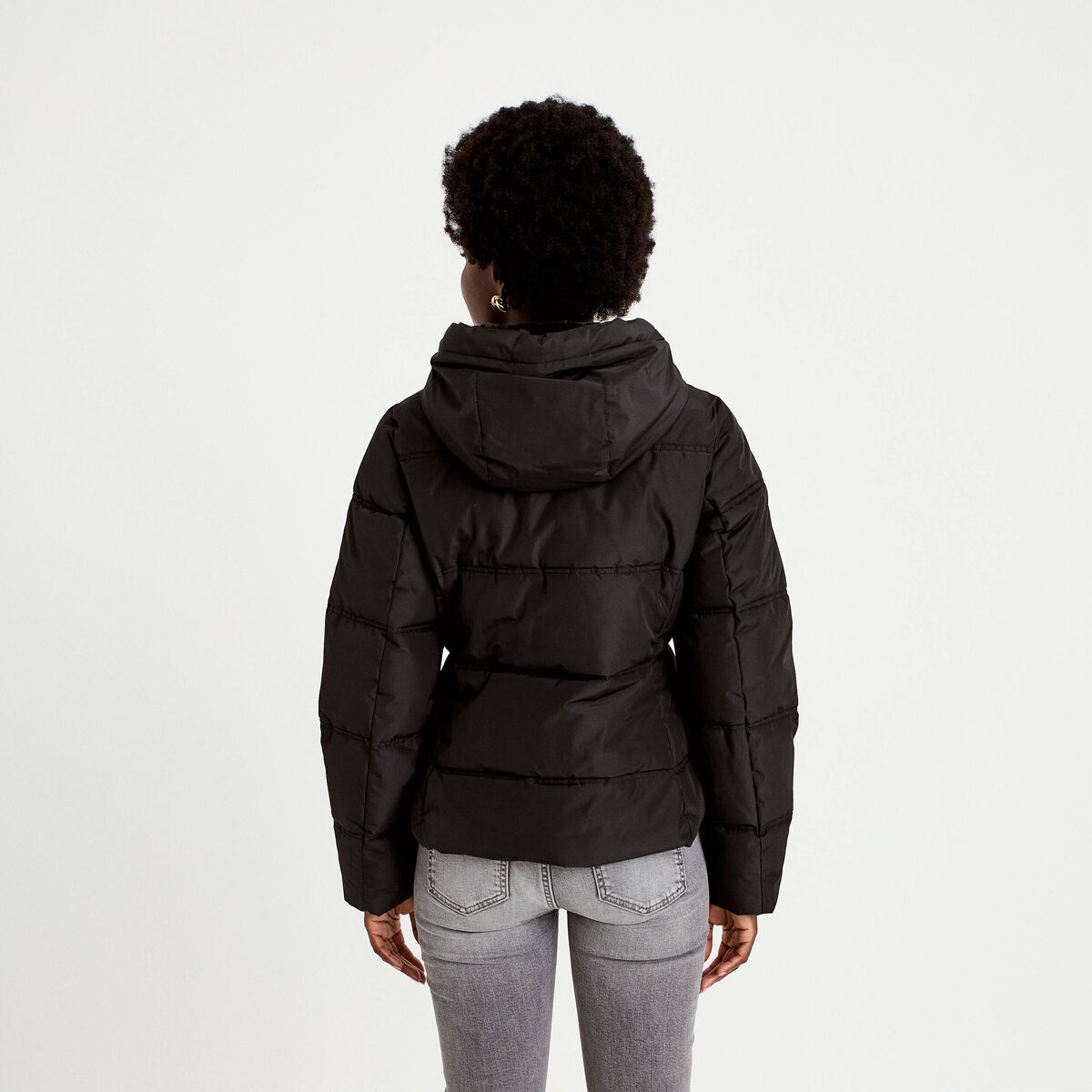Doudoune cintr&eacute;e &agrave; capuche noir femme