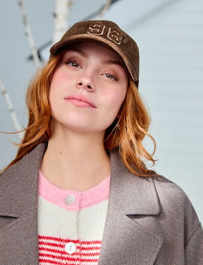 Casquette en velours marron fonc&eacute; femme