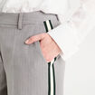 Pantalon large avec bandes gris clair femme