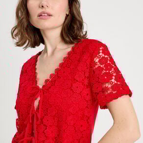 t shirt noue dentelle guipure rouge femme T-shirt noué dentelle guipure rouge femme