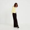 Gilet ajust&eacute; cropped col rond jaune clair femme