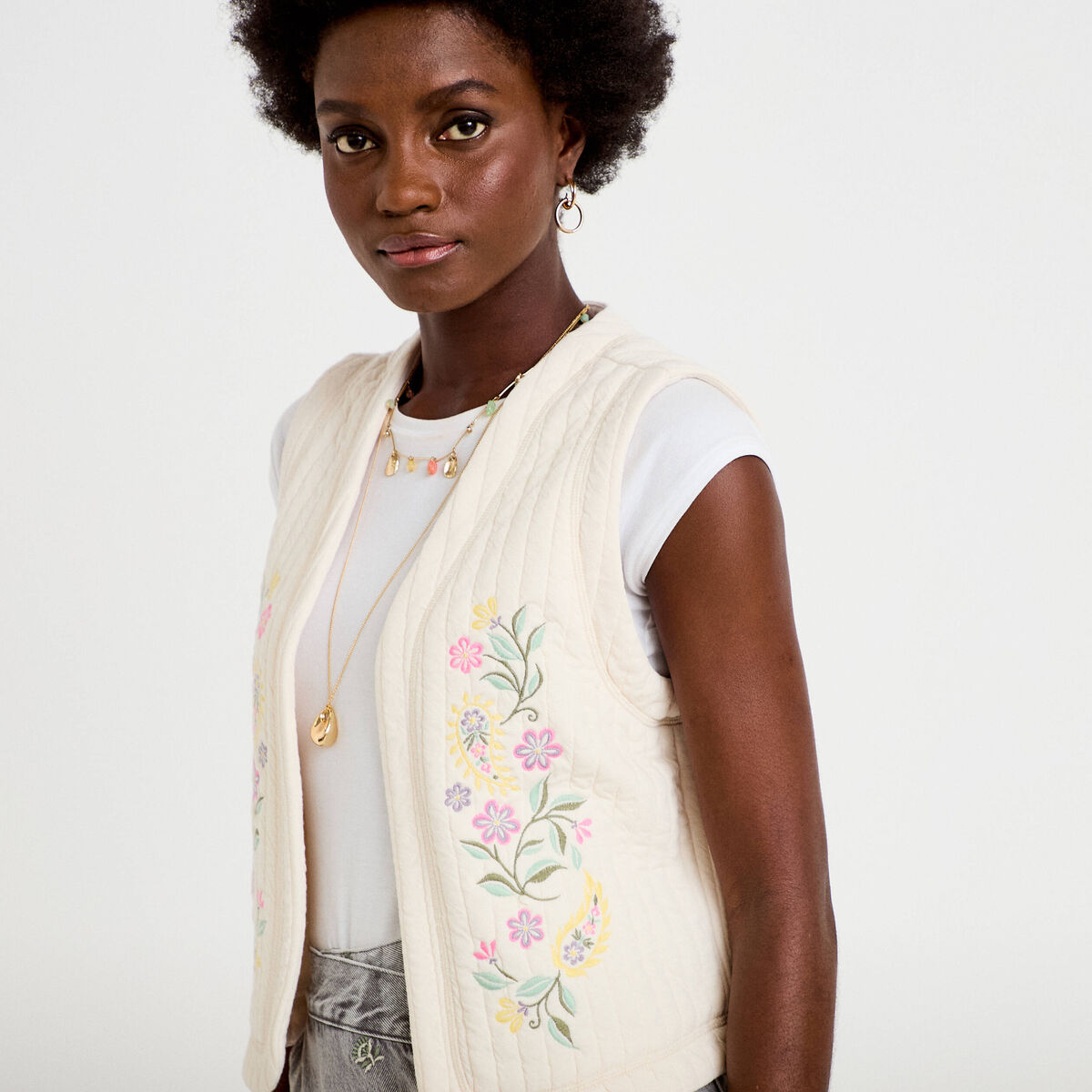 Gilet droit sans manches col rond ecru femme