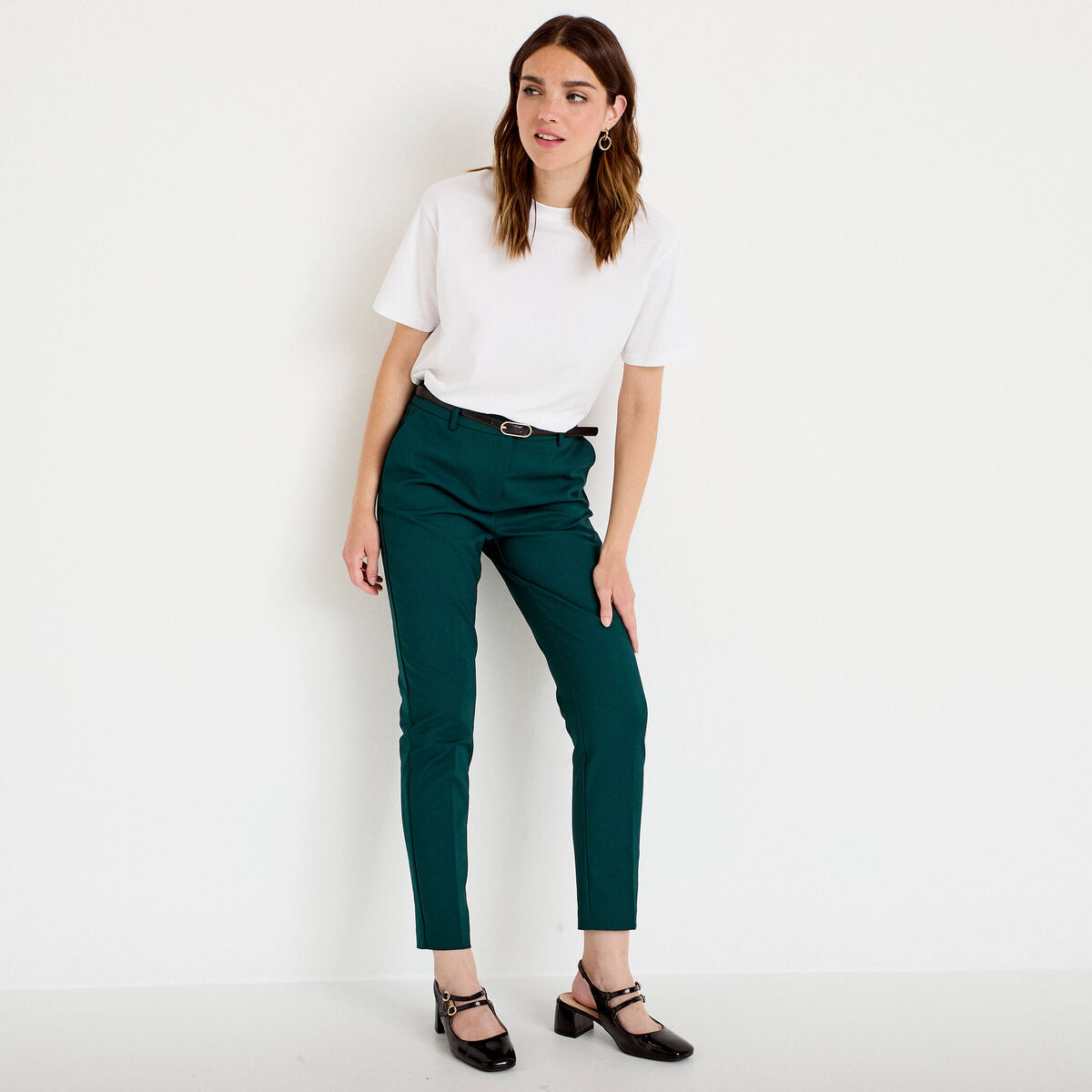 Pantalon cigarette ceintur&eacute; vert fonc&eacute; femme
