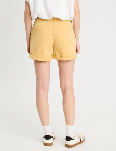 Short chino ceinturé jaune clair femme