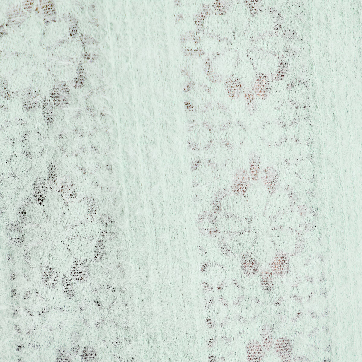 Pull cintr&eacute; ajour&eacute; manches longues vert clair femme
