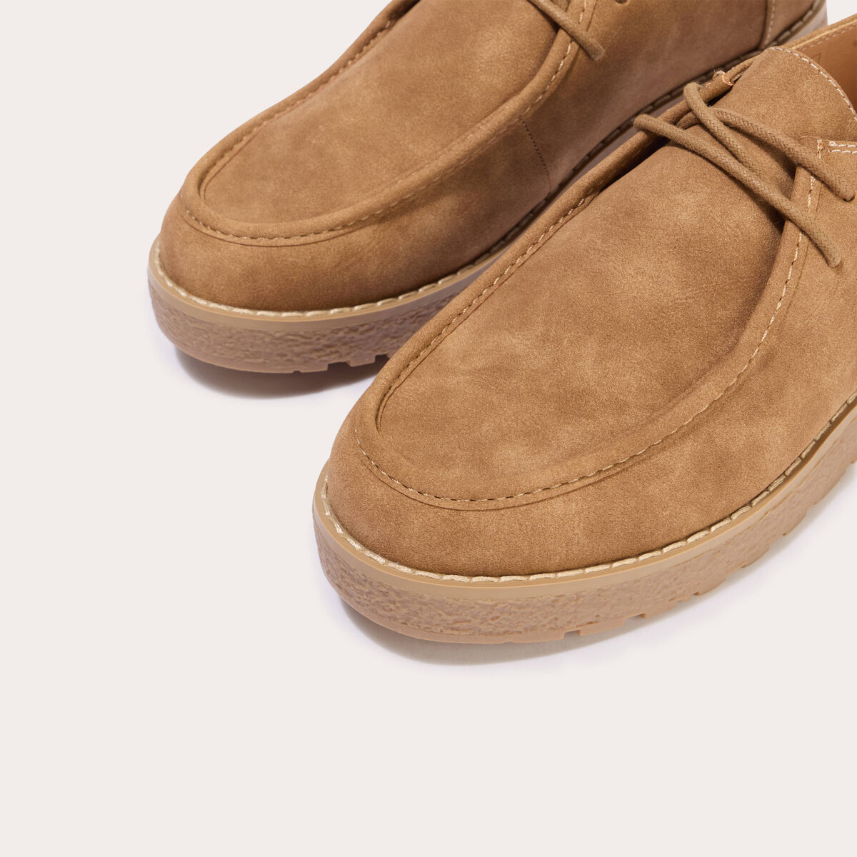 Chaussures aspect daim camel femme
