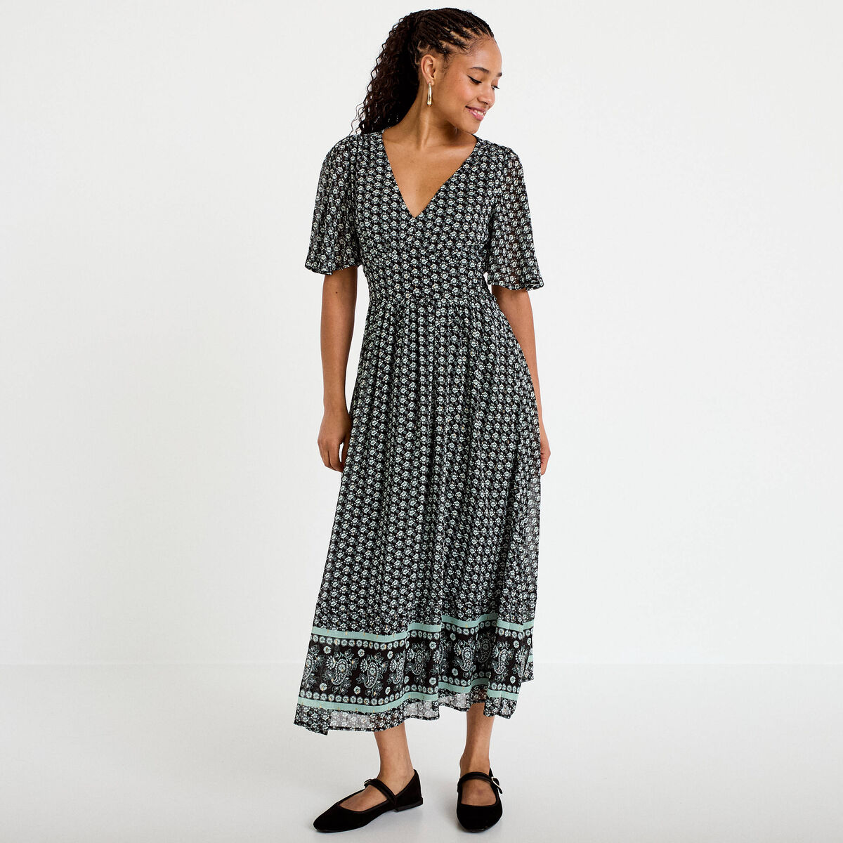Robe longue &eacute;vas&eacute;e col v voile noir femme