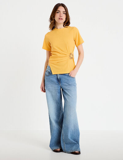 T-shirt cintr&eacute; col rond manches courtes orange clair femme