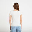 T-shirt cintr&eacute; d&eacute;collet&eacute; manches courtes ecru femme