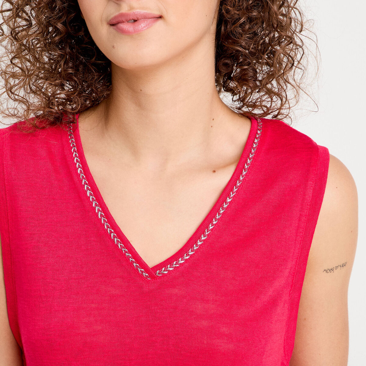 D&eacute;bardeur d&eacute;tail noeud rose vif femme