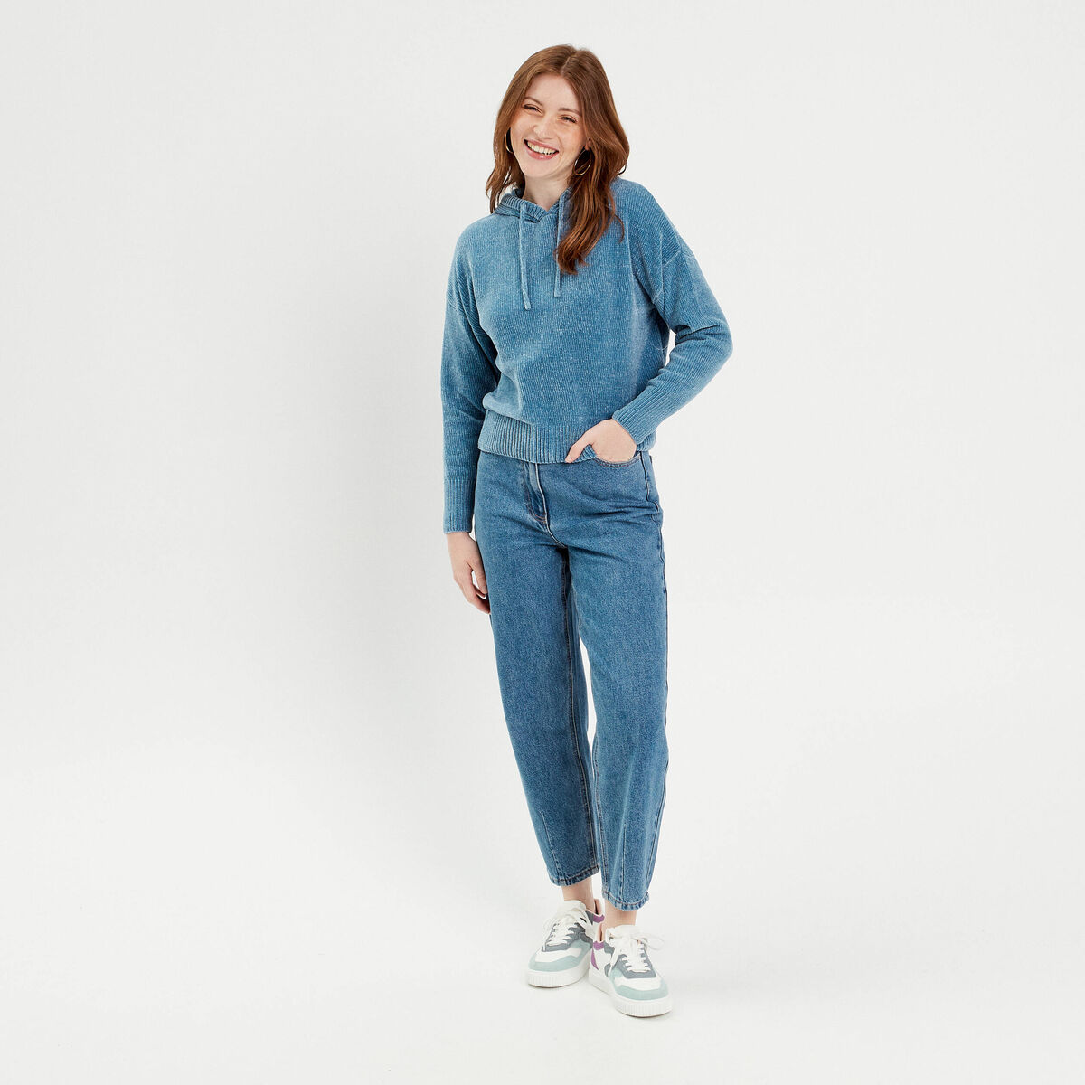 Pull à capuche bleu clair femme