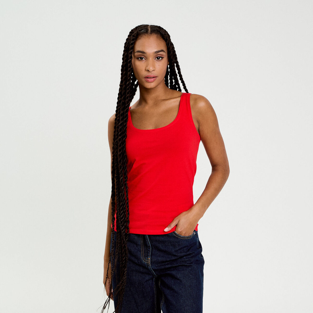 D&eacute;bardeur bretelles larges rouge femme